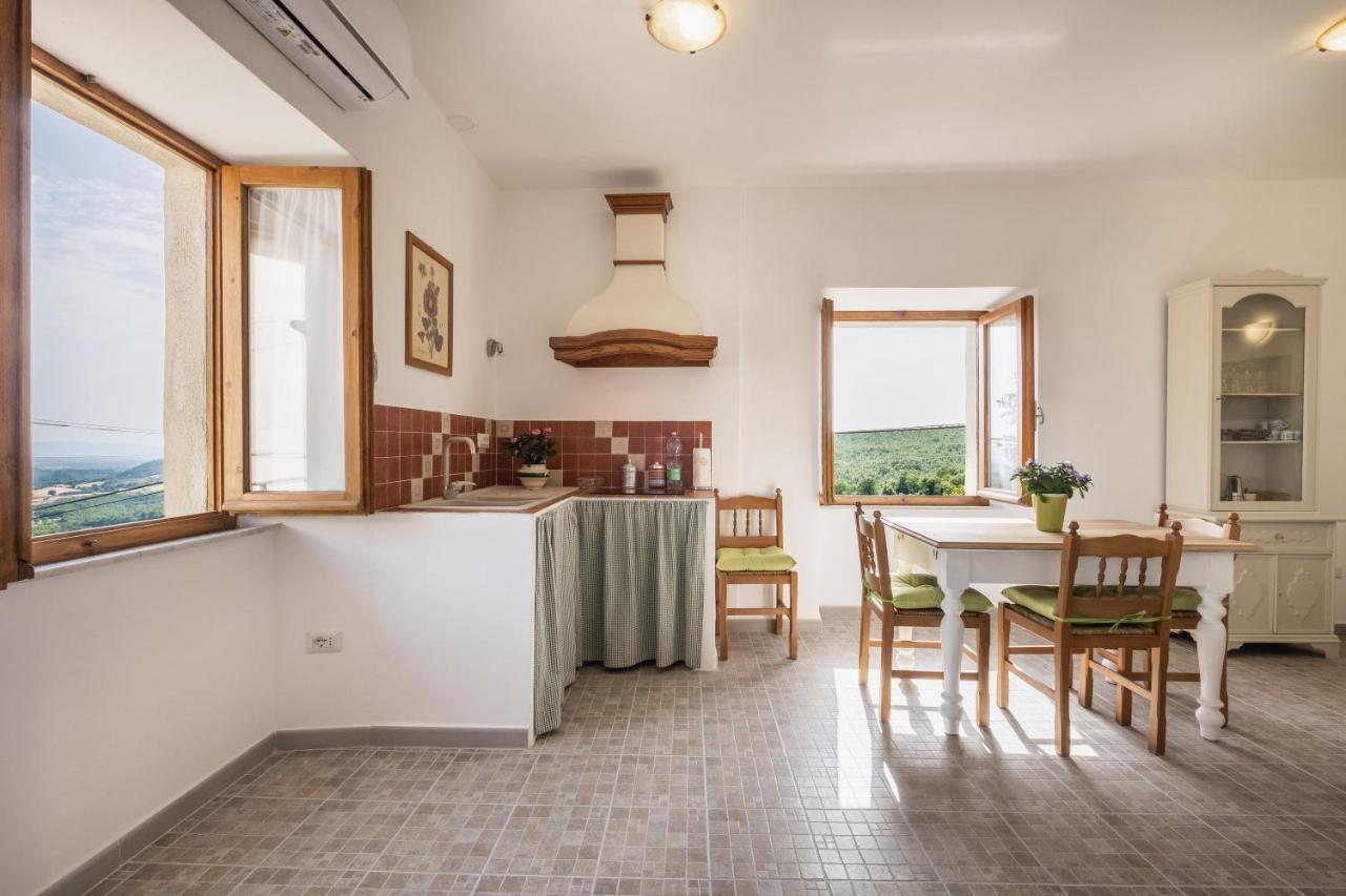 La Sosta Del Pellegrino Apartment Sorano  Luaran gambar